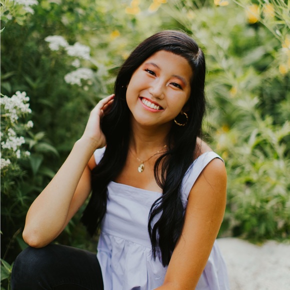 Meet your Posher, Lili - Picture 1 of 1